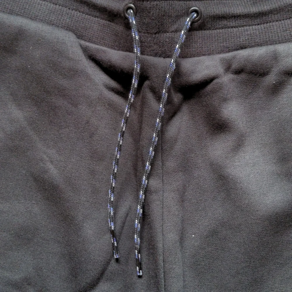 65-**NWT** Puma lightweight joggers - Picture 7 of 10